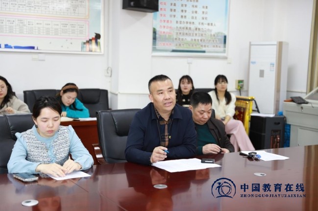 城区二小开展铸牢中华民族共同体意识主题宣讲活动