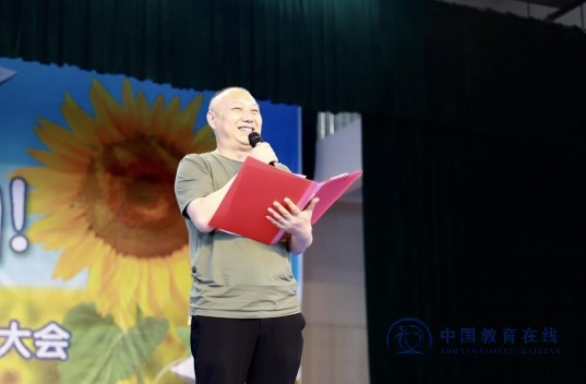 像安徒生一样努力，成为自己的“白天鹅” ——写在2024届学生毕业之际